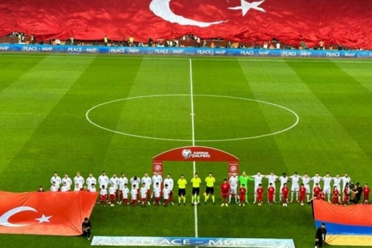 TFF a&ccedil;ıkladı! ''Bizim &Ccedil;ocuklar tarih oluyor''