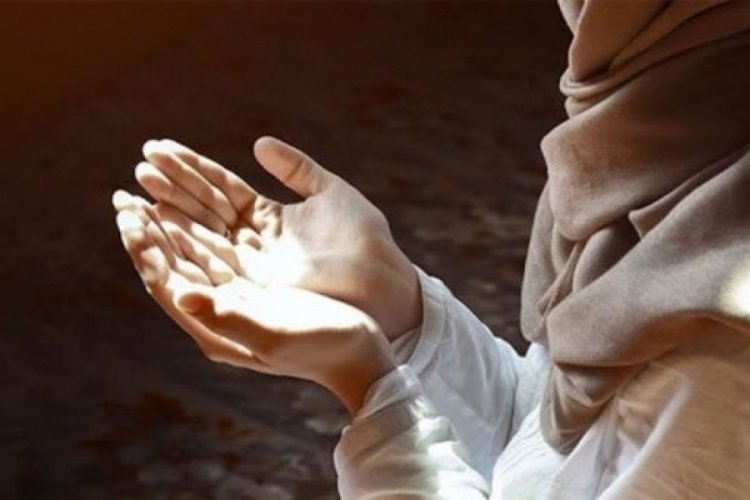 Diyanet'ten 'Bor&ccedil;lular ve ge&ccedil;im sıkıntısı &ccedil;ekenler i&ccedil;in dua'
