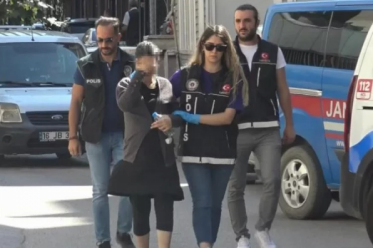 Bursa'da karnı burnunda torbacı kadın yakalanmıştı! Tutuklandı
