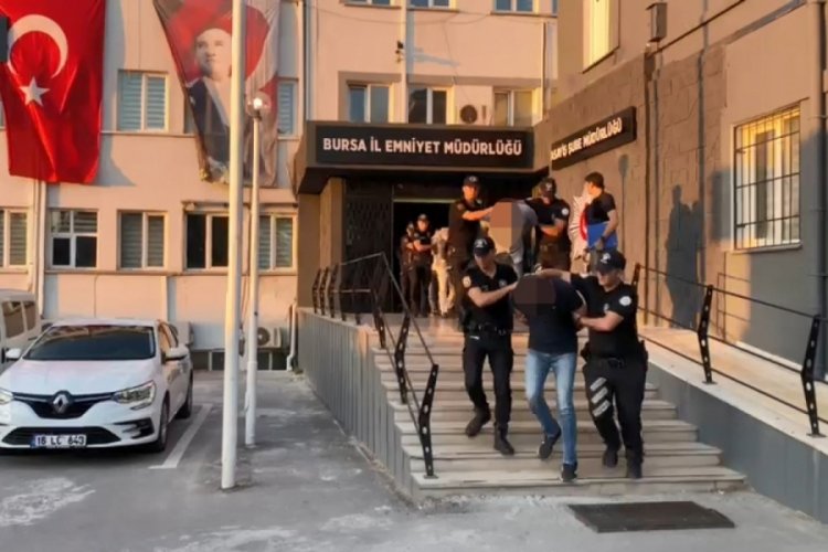 Bursa'da eğlence mekanındaki silahlı &ccedil;atışmada 4 kişi tutuklandı