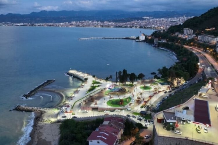 Ordu'da yıkılan binaların alanı halka a&ccedil;ıldı
