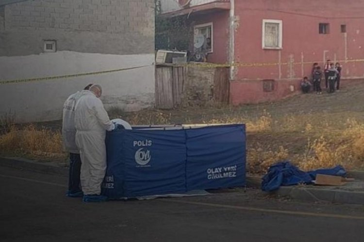 Erzurum'da korkun olay! &Ccedil;&ouml;p konteynerinde bebek bulundu