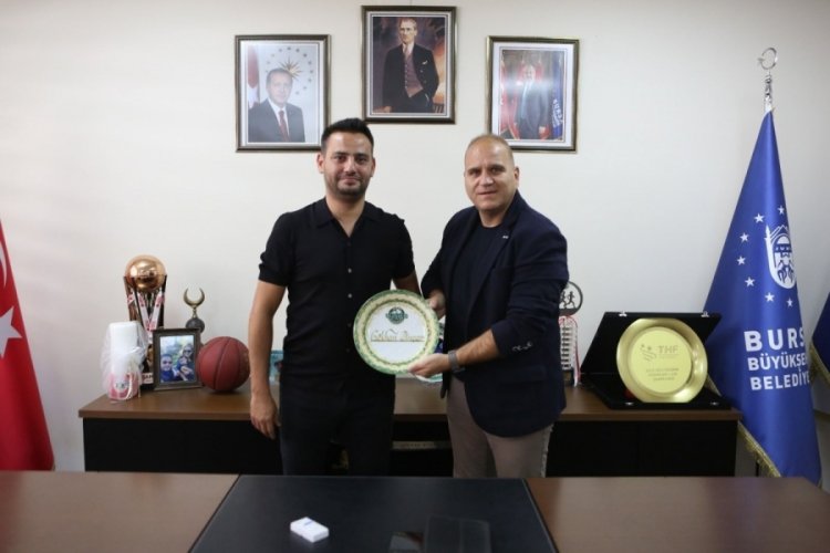 Uludağ Basketbol'dan G&ouml;khan Din&ccedil;er'e ziyaret