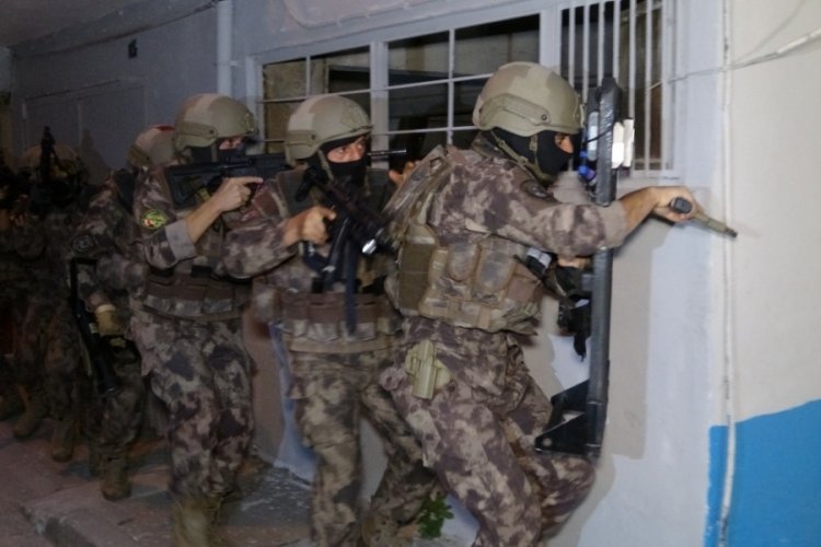 Bursa'da ByLock operasyonunda 6 g&ouml;zaltı