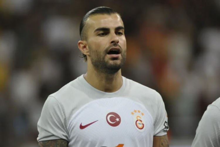 Zam m&uuml;jesi! "Galatasaray, Abd&uuml;lkerim Bardakcı'nın &uuml;cretini y&uuml;kseltmeyi d&uuml;ş&uuml;n&uuml;yor"