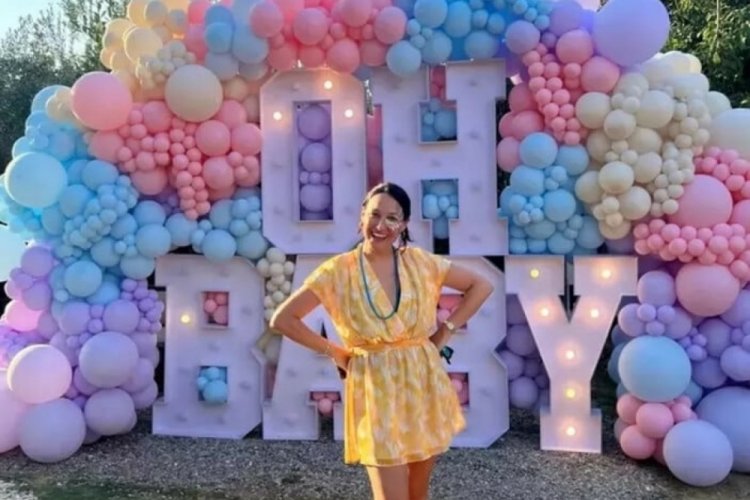 Gupse &Ouml;zay'ın yeni filminde partneri Bursalı G&uuml;r&ccedil;ay olacak