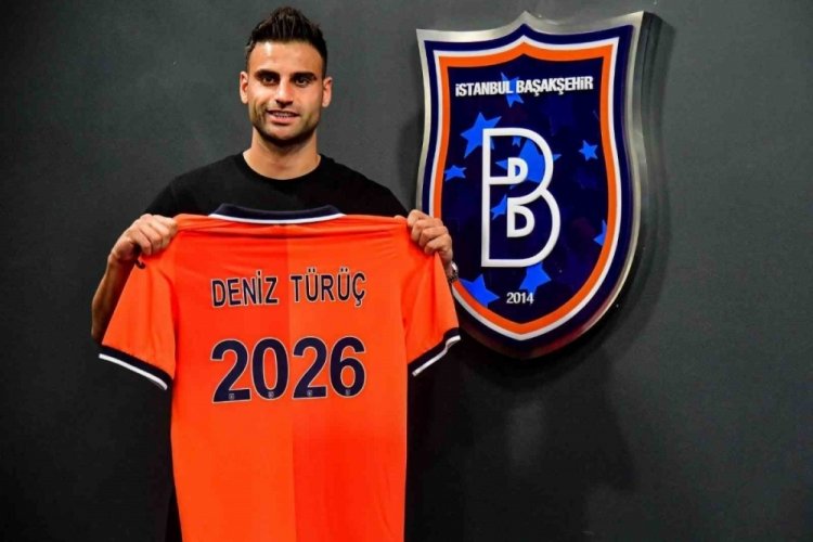Başakşehir Deniz T&uuml;r&uuml;&ccedil;'&uuml;n s&ouml;zleşmesini uzattı