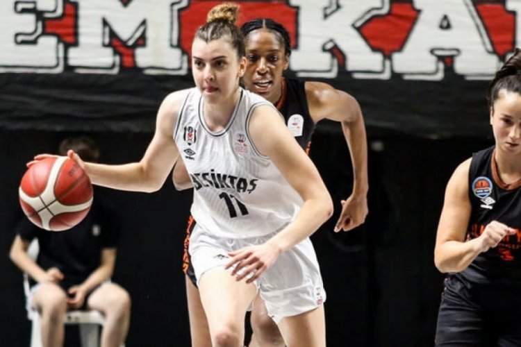 Beşiktaş, sahasında galibiyetle başladı