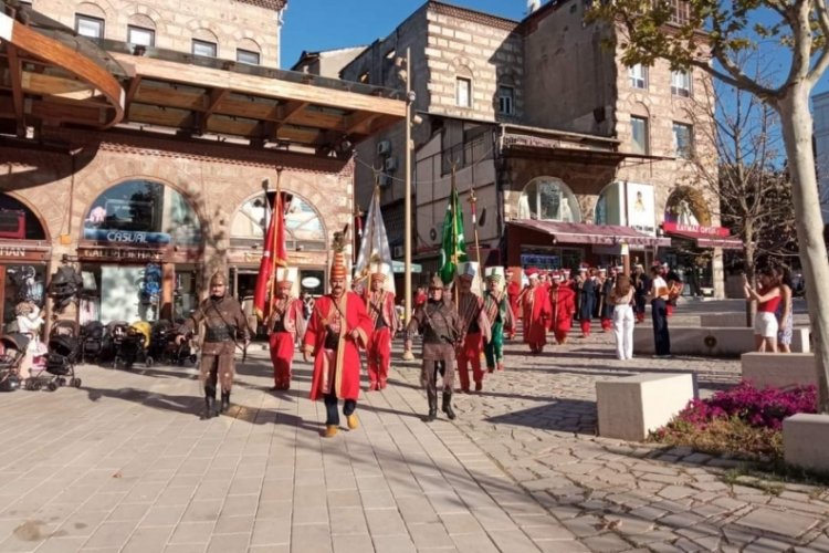 Bursa Hanlar B&ouml;lgesi'nde k&uuml;lt&uuml;r sanat coşkusu