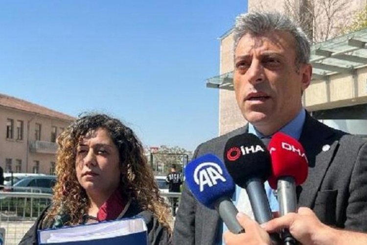 &Ouml;zt&uuml;rk Yılmaz'ı bı&ccedil;akladı, kendisini b&ouml;yle savundu!