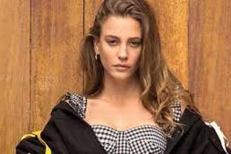 Serenay Sarıkaya imaj değiştirdi! Yeni haline beğeni yağdı