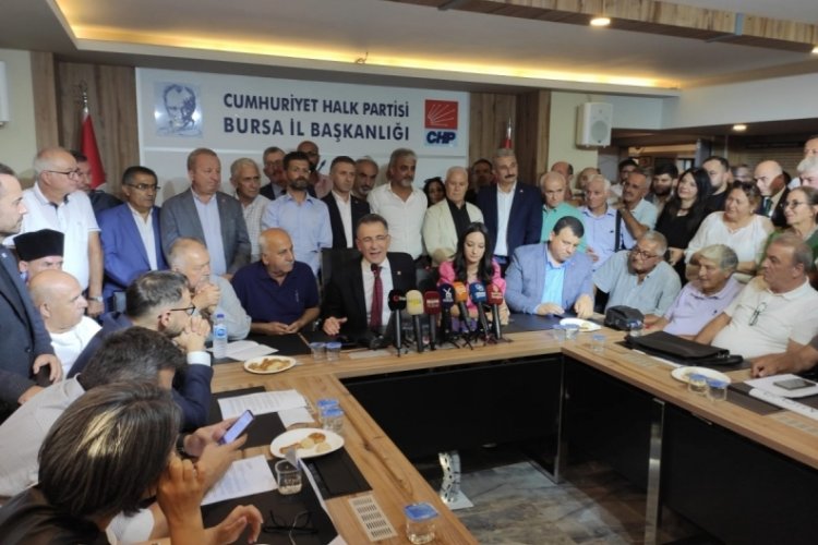 G&uuml;rhan Akdoğan, CHP İl Başkanlığında adaylığını a&ccedil;ıkladı