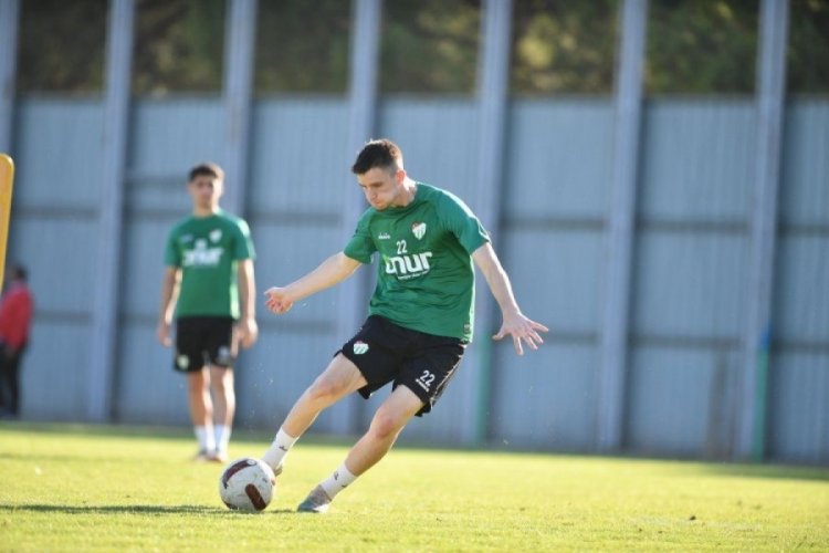 Bursaspor'da hazırlıklar tam gaz s&uuml;r&uuml;yor