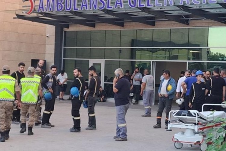 İskenderun'da demir &ccedil;elik fabrikasında patlama: 1 &ouml;l&uuml;, 3 yaralı