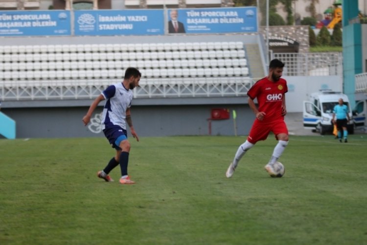 Eskişehirspor yeni sezon hazırlıklarını s&uuml;rd&uuml;r&uuml;yor