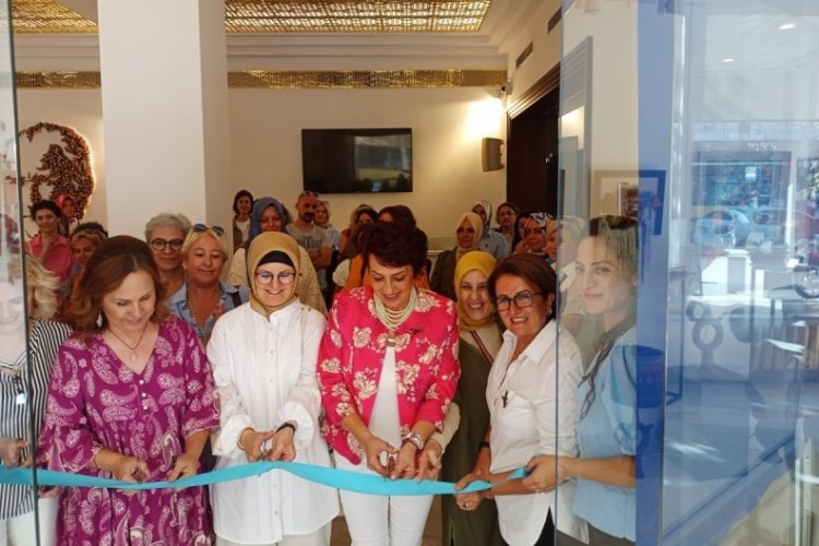 "Dil Susar, Sanat Konuşur" sergisi sanatseverlerle buluştu