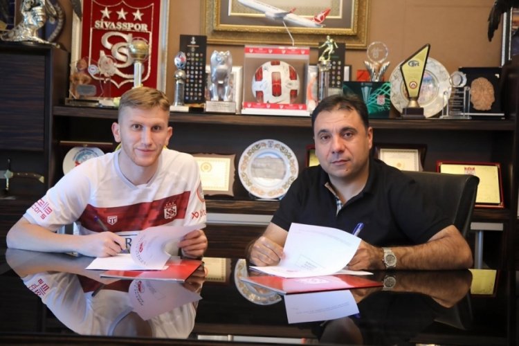 Burak Kapacak Sivasspor'da