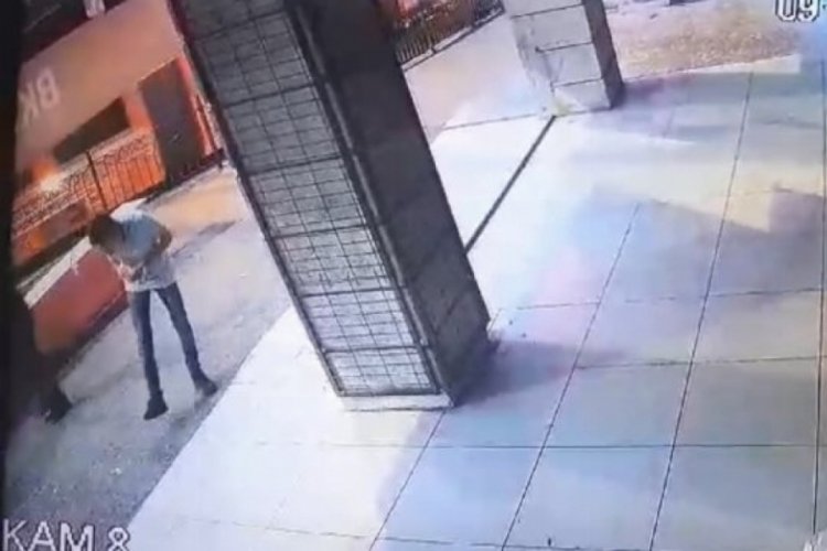 Bursa'da tramvaya silahlı saldırı!