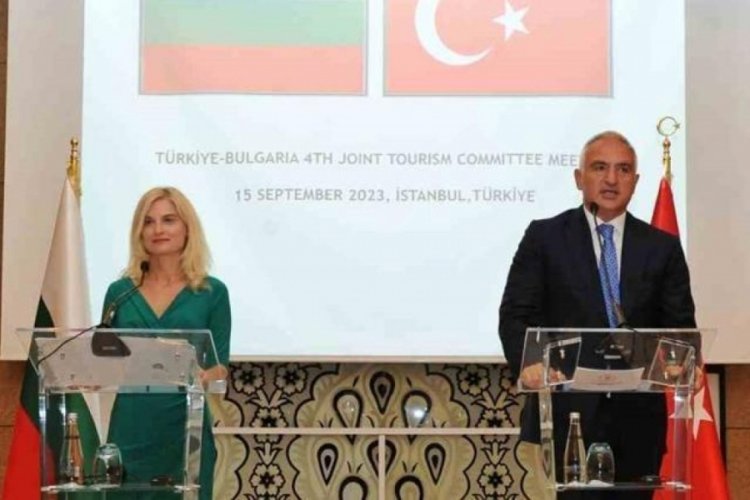 Bakan Mehmet Nuri Ersoy: Bulgaristan hava yollarının u&ccedil;uşlarını artırması turist hacmini de artıracak