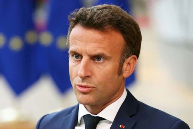 Fransa Cumhurbaşkanı Macron: B&uuml;y&uuml;kel&ccedil;imiz ve diplomatlarımız tam anlamıyla rehin tutuluyor