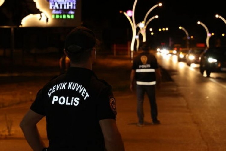 Edirne'de 454 d&uuml;zensiz g&ouml;&ccedil;men yakalandı