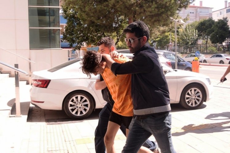 Bursa'da 19 yaşındaki otomobil hırsızı yakalandı