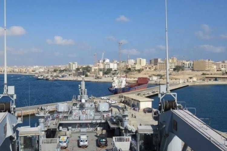 TGC Sancaktar ve Bayraktar gemileriyle Libya'ya g&ouml;nderilen malzemeler teslim edildi
