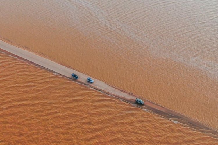 Libya'da &ccedil;&ouml;l g&ouml;le d&ouml;nd&uuml;!