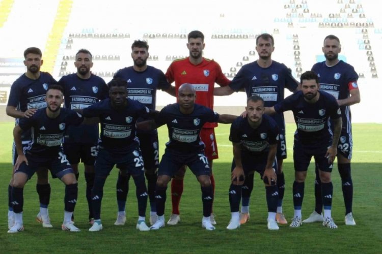 Erzurumspor'da 272 g&uuml;n sonra gelen galibiyet y&uuml;zleri g&uuml;ld&uuml;rd&uuml;