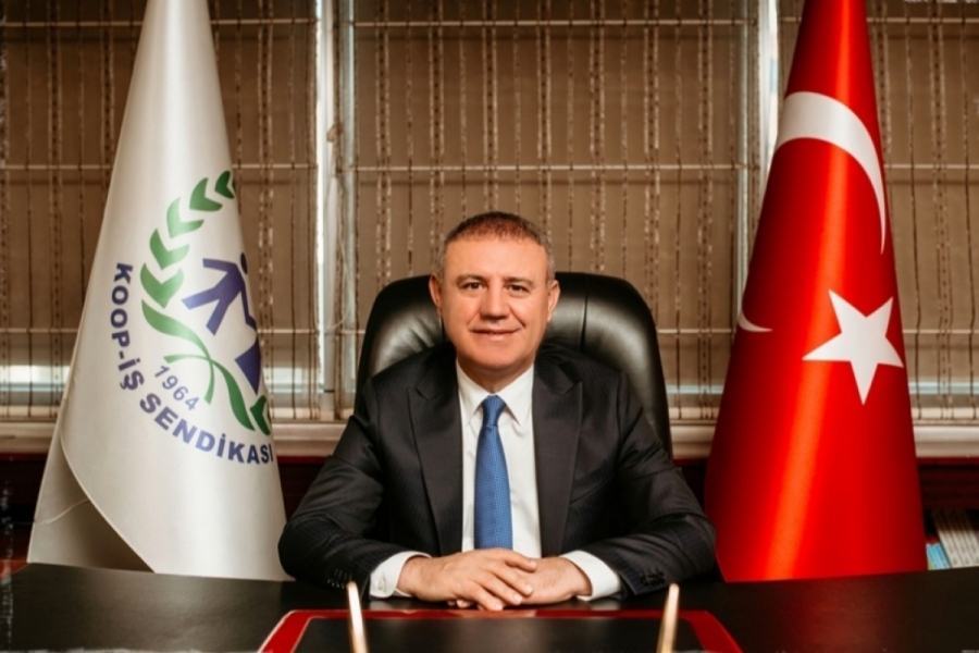 T&Uuml;RK-İŞ Genel Teşkilatlandırma Sekreteri Alemdar'dan sendikal &ouml;rg&uuml;tl&uuml;l&uuml;k a&ccedil;ıklaması