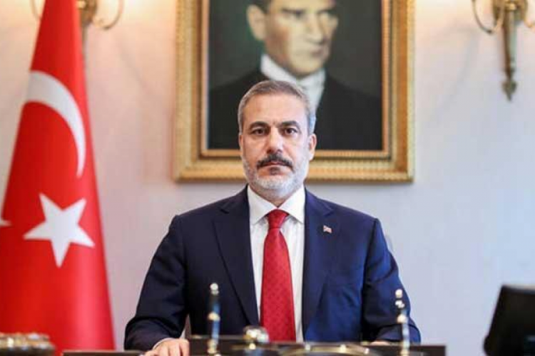Bakan Hakan Fidan, İrlandalı bakanla g&ouml;r&uuml;şt&uuml;