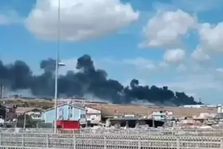 İstanbul Silivri'deki fabrika yangını s&ouml;nd&uuml;r&uuml;ld&uuml;! 1 g&ouml;zaltı