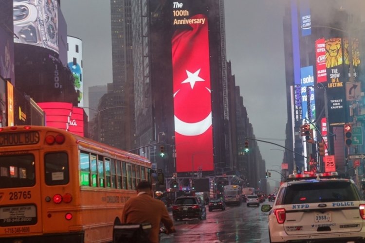T&uuml;rkiye Y&uuml;zyılı: New York'ta Cumhuriyet'in 100. yılı tanıtıldı
