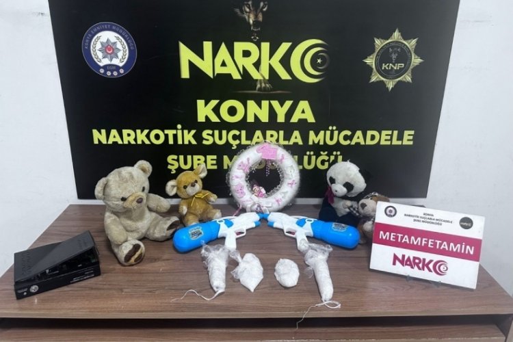 Konya'da kargodan uyuşturucu &ccedil;ıktı!
