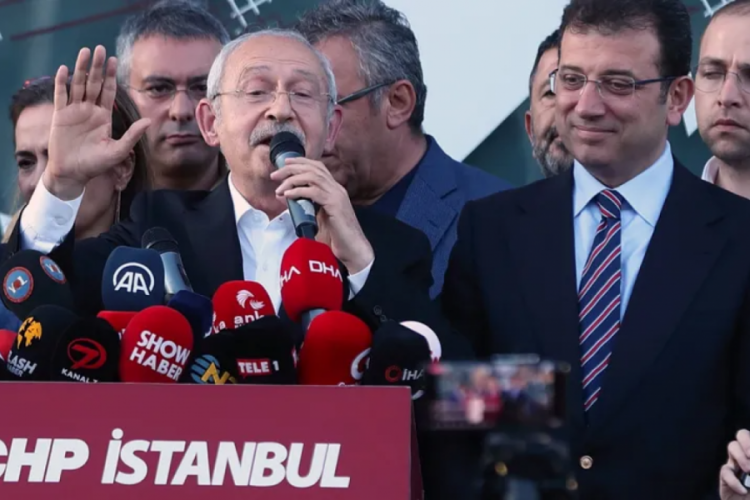 İmamoğlu'ndan Kılı&ccedil;daroğlu'na sitem telefonu: İstanbul programınız bana bildirilmiyor