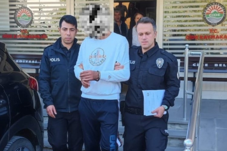 Kastamonu'da cezaevinden &ccedil;ıkıp kız arkadaşını d&ouml;vd&uuml;: Yeniden tutuklandı