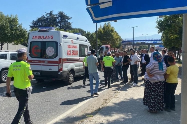 D&uuml;zce'de &uuml;st ge&ccedil;idi kullanmayan lise &ouml;ğrencisine Cip &ccedil;arptı, ağır yaralandı