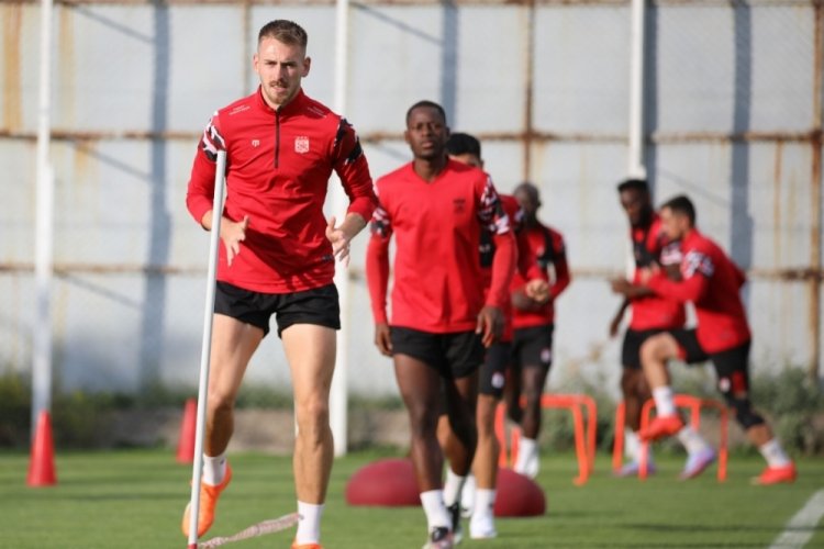 Sivasspor, Rizespor ma&ccedil;ı hazırlıklarını s&uuml;rd&uuml;rd&uuml;
