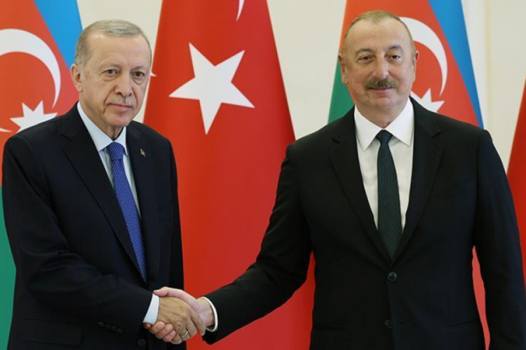 Cumhurbaşkanı Erdoğan, Aliyev ile g&ouml;r&uuml;şt&uuml;