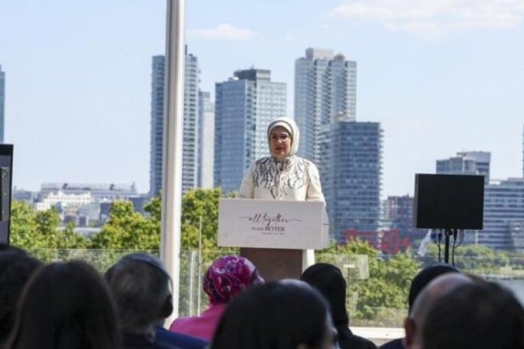 Emine Erdoğan: T&uuml;rkiye d&uuml;nyanın vicdanı olmayı s&uuml;rd&uuml;r&uuml;yor