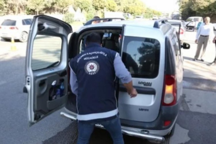 Bakan Yerlikaya duyurdu: 26 g&ouml;&ccedil;men ka&ccedil;ak&ccedil;ısı yakalandı