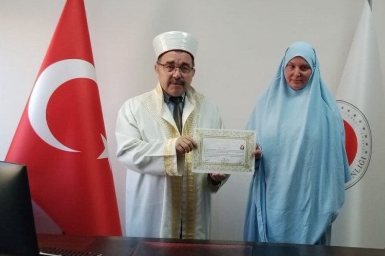 Aydın'da Almanya uyruklu Jennıfer Paula G&ouml;rlitz M&uuml;sl&uuml;man oldu