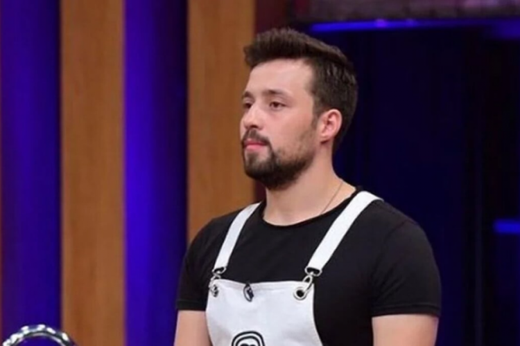 Masterchef yarışmacısı Hasan Biltekin nişanlısını aldatıyor mu?