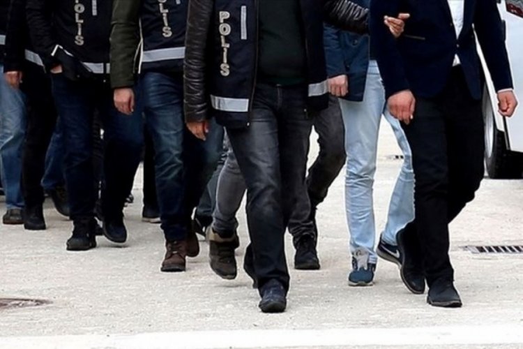 Adana'da  "Şirinler" &ccedil;etesine operasyon! 15 g&ouml;zaltı