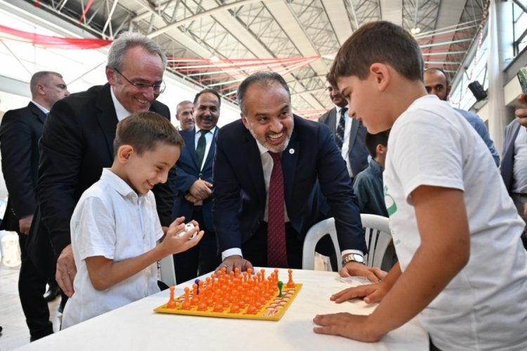 Bursa'da Zeka Oyunları S&uuml;per Ligi başladı