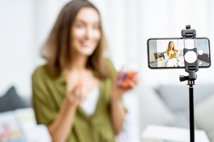 Gen&ccedil;lerin y&uuml;zde 57'si 'influencer' olmak istiyor