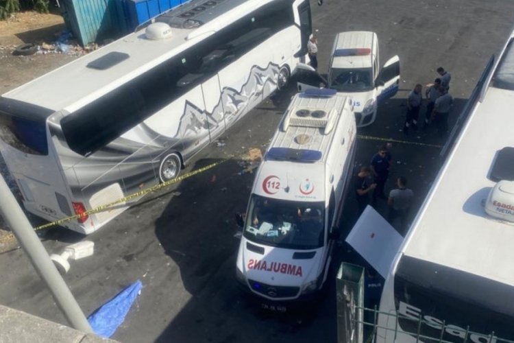 Kahreden &ouml;l&uuml;m! Direksiyon sınavı i&ccedil;in sırasını beklerken...