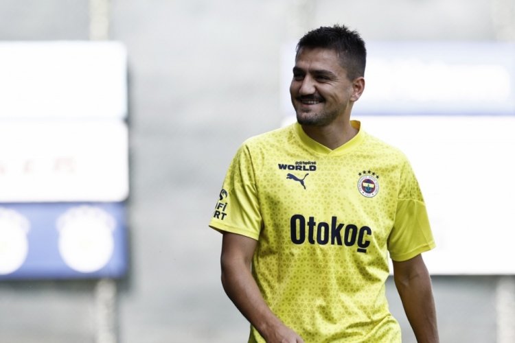 Cengiz &Uuml;nder saha &ccedil;alışmalarına başladı