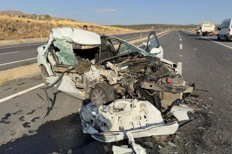 Elazığ'da kaza! İki kişi feci şekilde can verdi