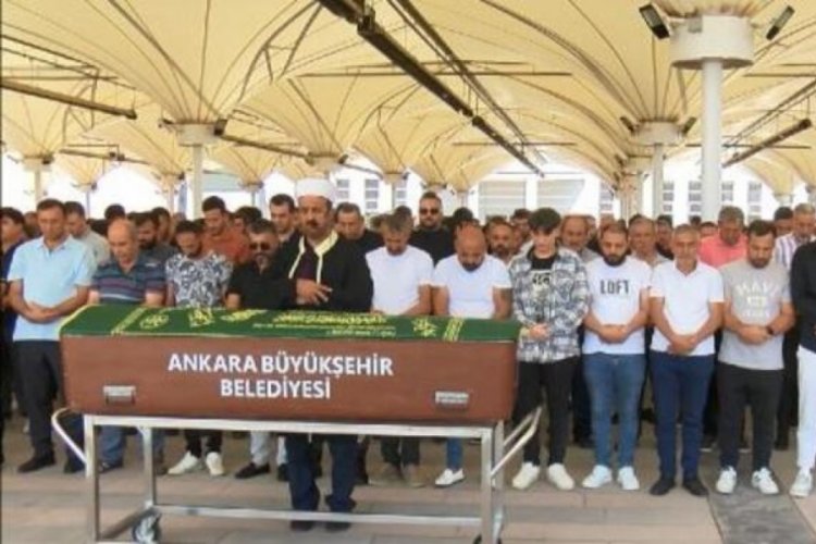 Oğlunu &ouml;ld&uuml;rd&uuml;kten sonra intihar eden baba, &ouml;nceki g&uuml;n eşine mesaj atmış